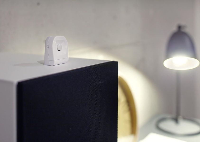 OSRAM Smart + датчик, детектор руху ZigBee для автоматичного контролю освітлення, вбудований датчик температури T0141 фото